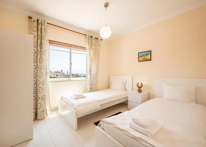 Guestready - Floral * Ericeira