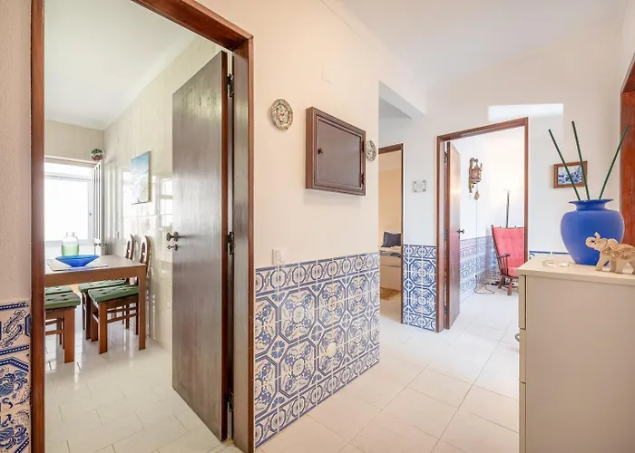 Guestready - Floral Ericeira